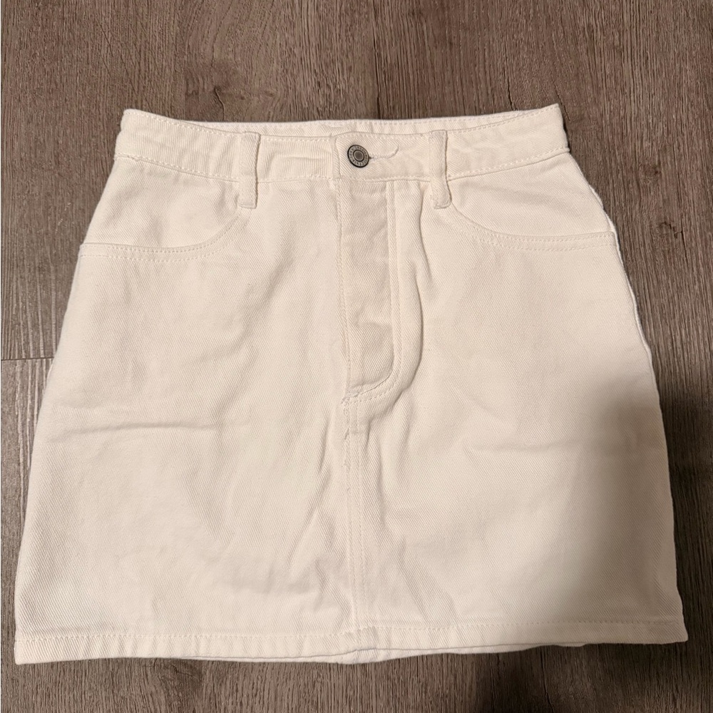 J. Galt white denim mini skirt